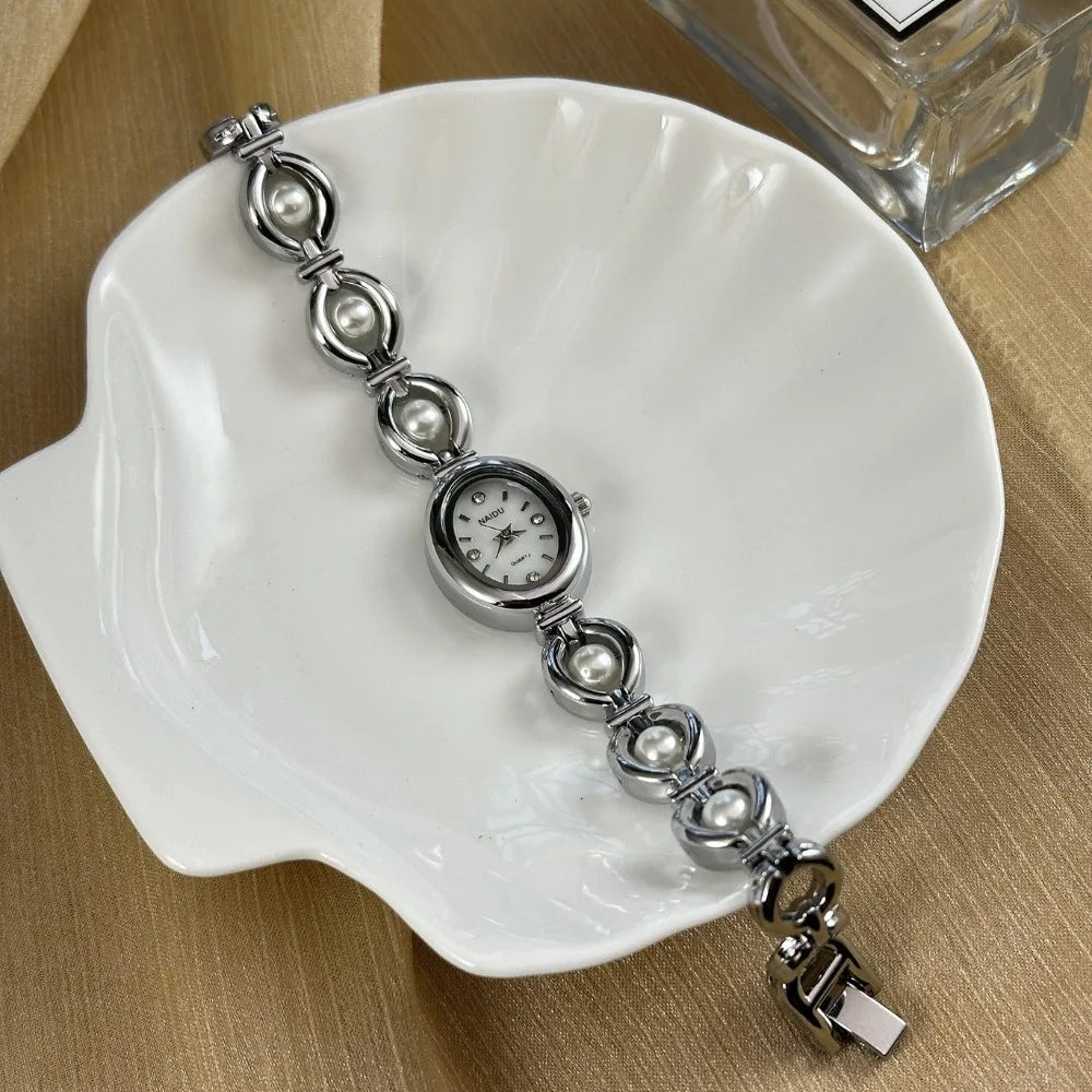 Fashion Women Watch Vintage Pearl Inlaid Strap Bracelet Watch Luxury Gift Ladies Quartz Watches Oval Dial Wristwatches