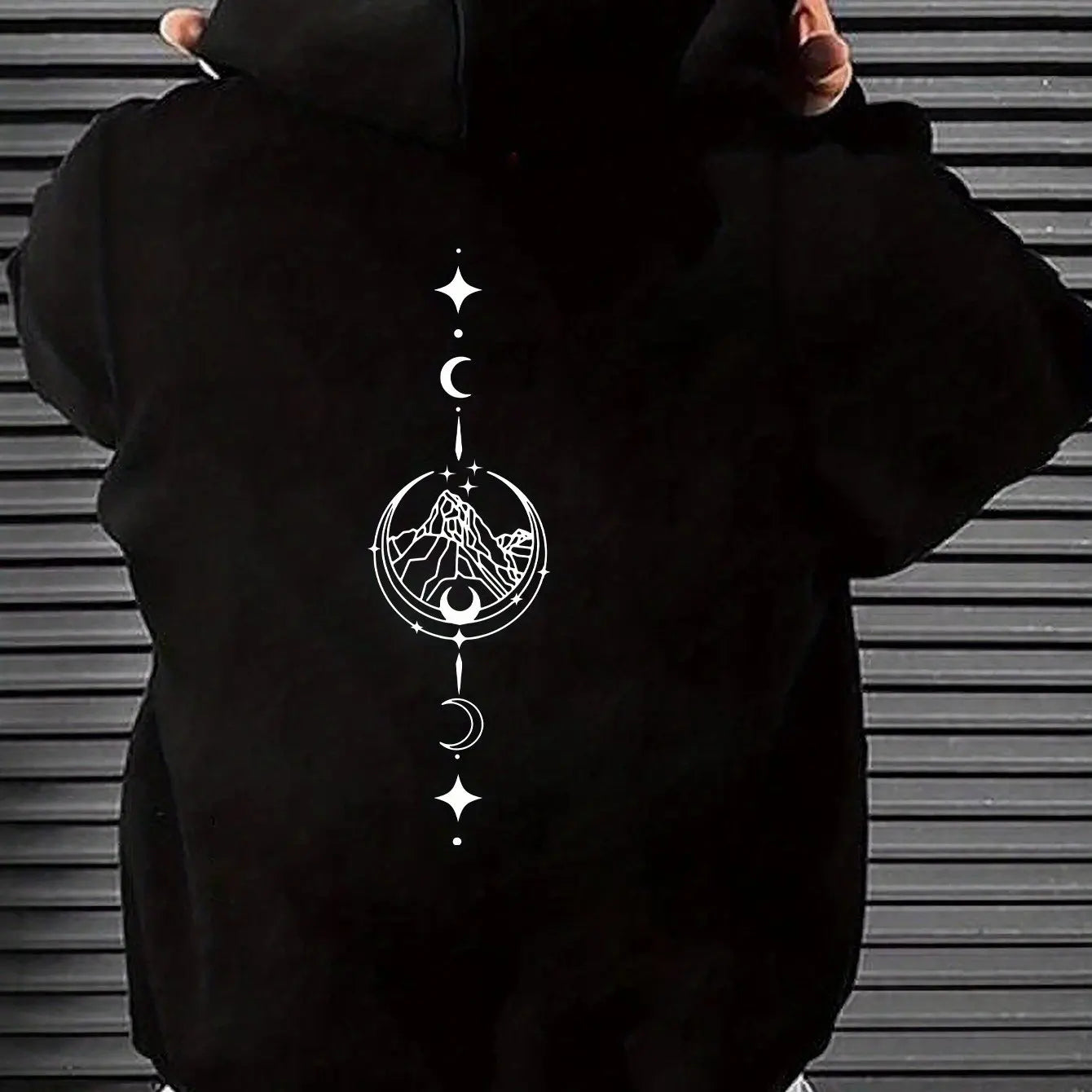 Men's autumn and winter casual fashion loose geometric print long sleeved hooded sweatshirt warm pullover