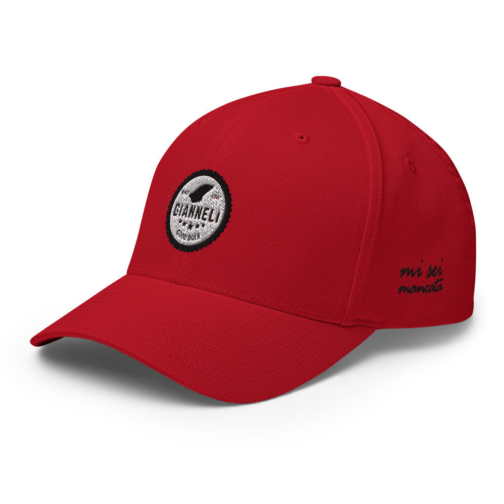 Vieni Qui Closed Back Structured Cap by Gianneli