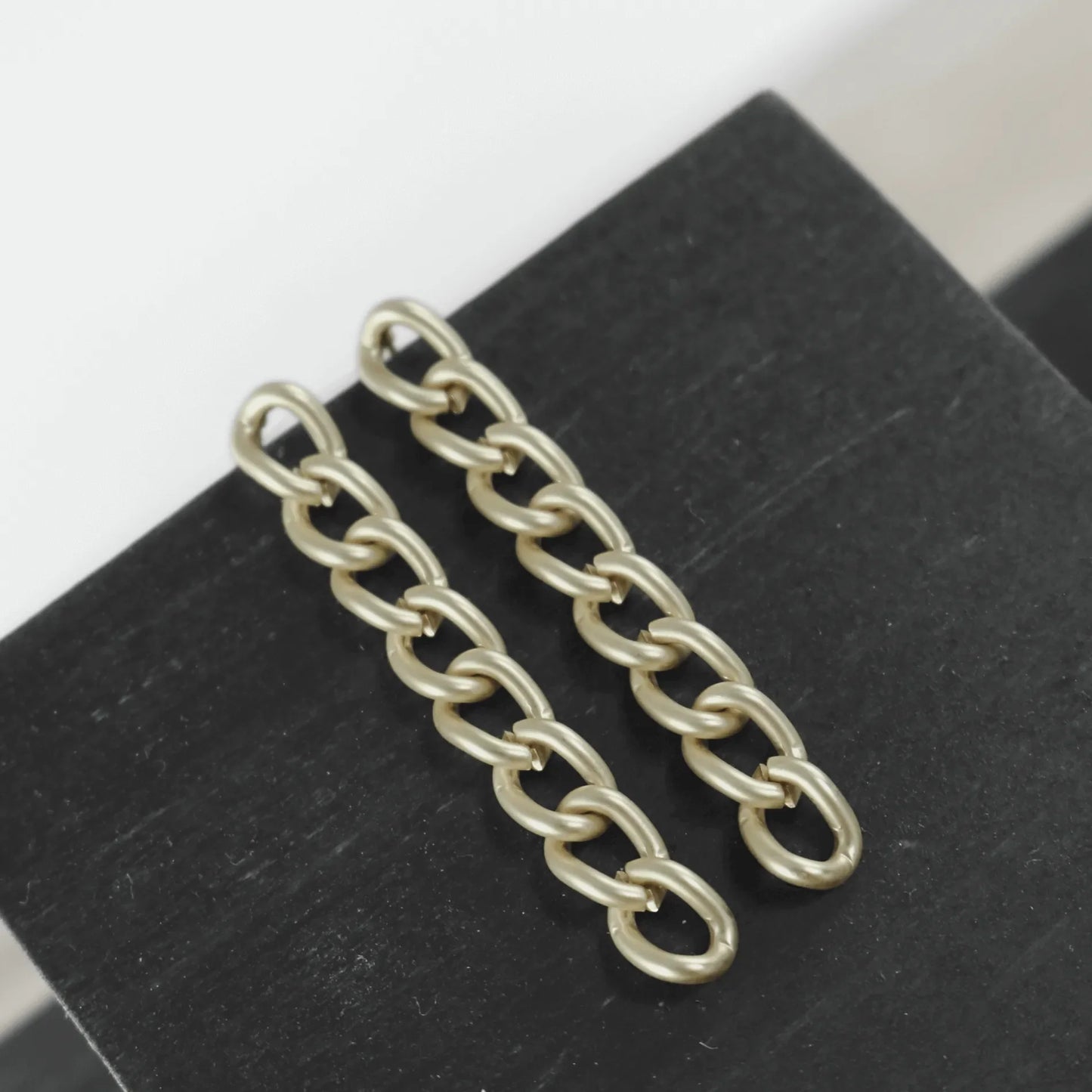 Tabitha Long Link Earring Gold Plating