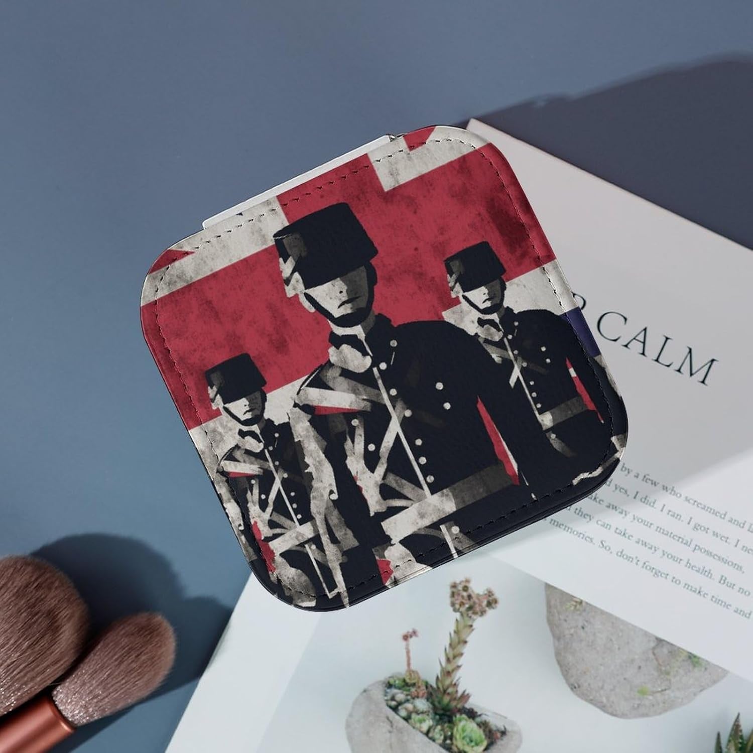 Makeup Mirror, Soldier in Front of Flag Printed Makeup Mirror,Portable Makeup Mirror,Durable Makeup Mirror,Office Makeup Mirror