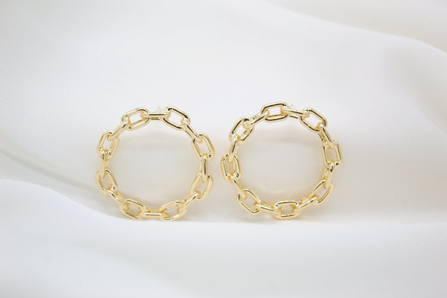 Round Gold Link Stud Earring  (K170)