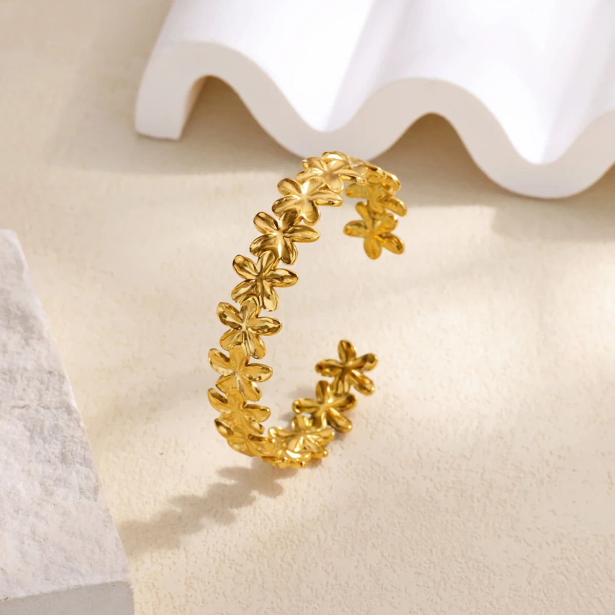 316L Stainless Steel Shell Starfish Bangles for Women Fashion Gold Silver Color Cuff Bangle Bracelet Femme Aesthetic Jewelry
