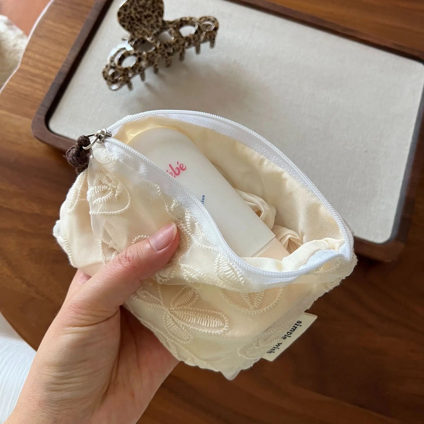 Retro Lace Embroidery Mini Makeup Bag Zipper Coin Purse Coins Wallet Small Cosmetics Organizer Sanitary Pad Pouch Card Holders