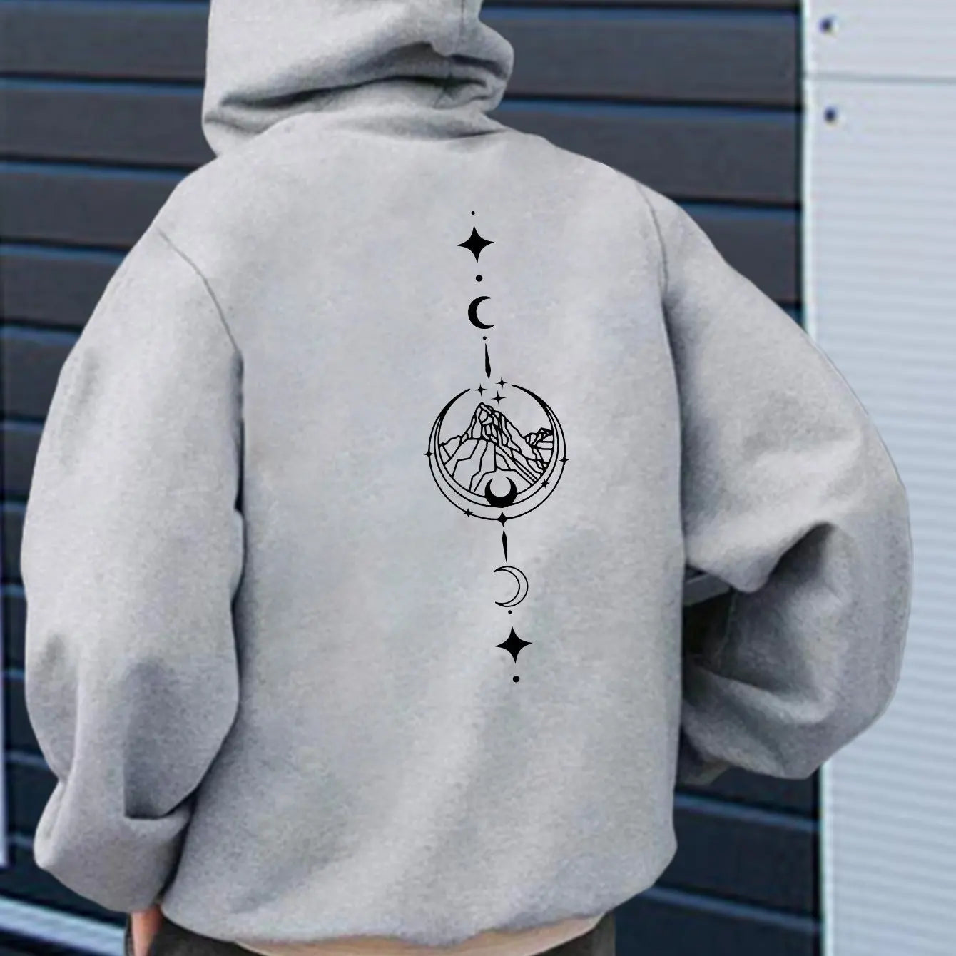 Men's autumn and winter casual fashion loose geometric print long sleeved hooded sweatshirt warm pullover