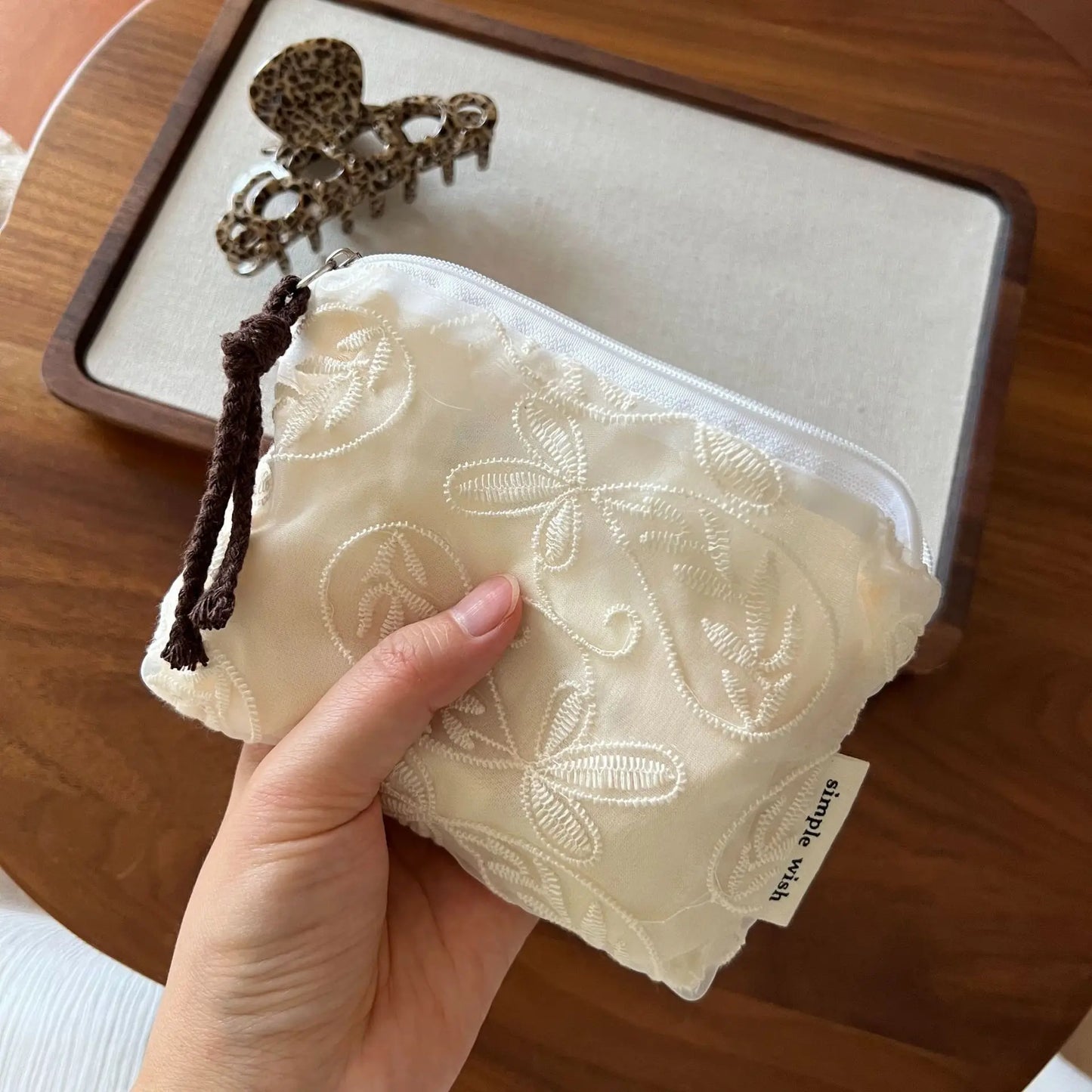 Retro Lace Embroidery Mini Makeup Bag Zipper Coin Purse Coins Wallet Small Cosmetics Organizer Sanitary Pad Pouch Card Holders