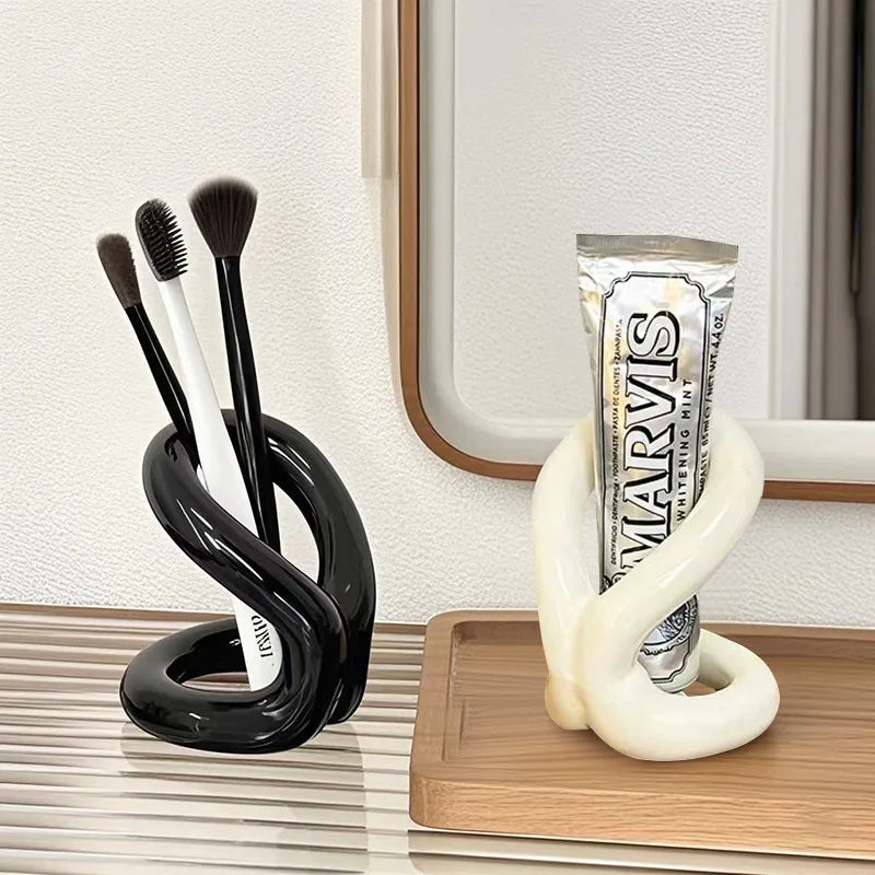 Creative Ins Ceramic Premium Feeling Cream Wind Desktop Pen Holder Makeup Brush Dresser Shelf Storage Cylinder Ornament
