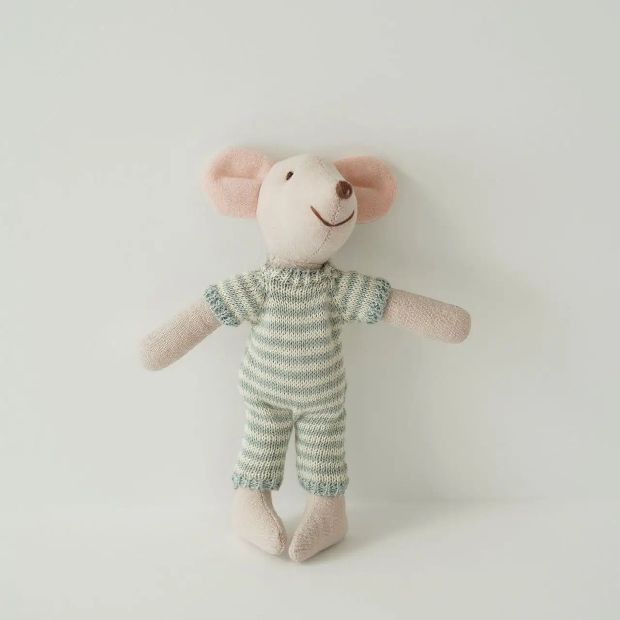 1PCS Plush Mouse Doll Toy Soft Stuffed Animal Friend for Kids - Holiday Birthday Gift Room Decor Pretend Play