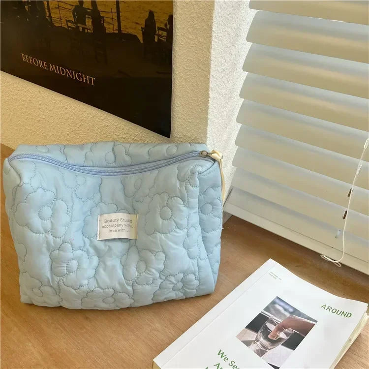 Flower Pattern Women Makeup Bag Toiletries Cosmetic Organizer Zipper Bag Travel Wash Pouch Cosmetic Bag Make Up Bags