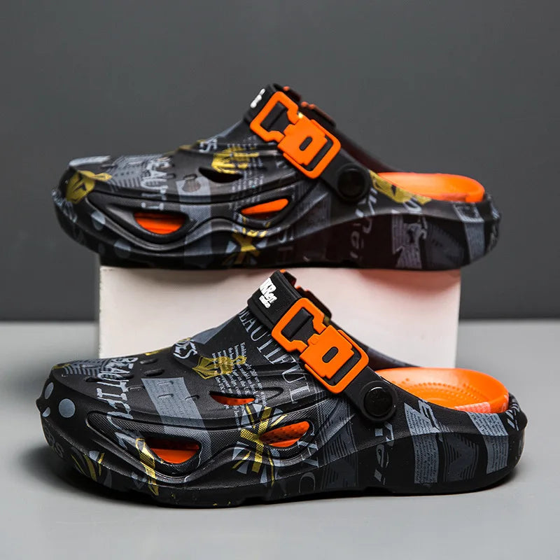 New Men Clogs Luxury Design Summer Shoes Sandals Daily Walking Beach Indoor Footwear Size 39-46 Comfortable Men Shoes Slippers