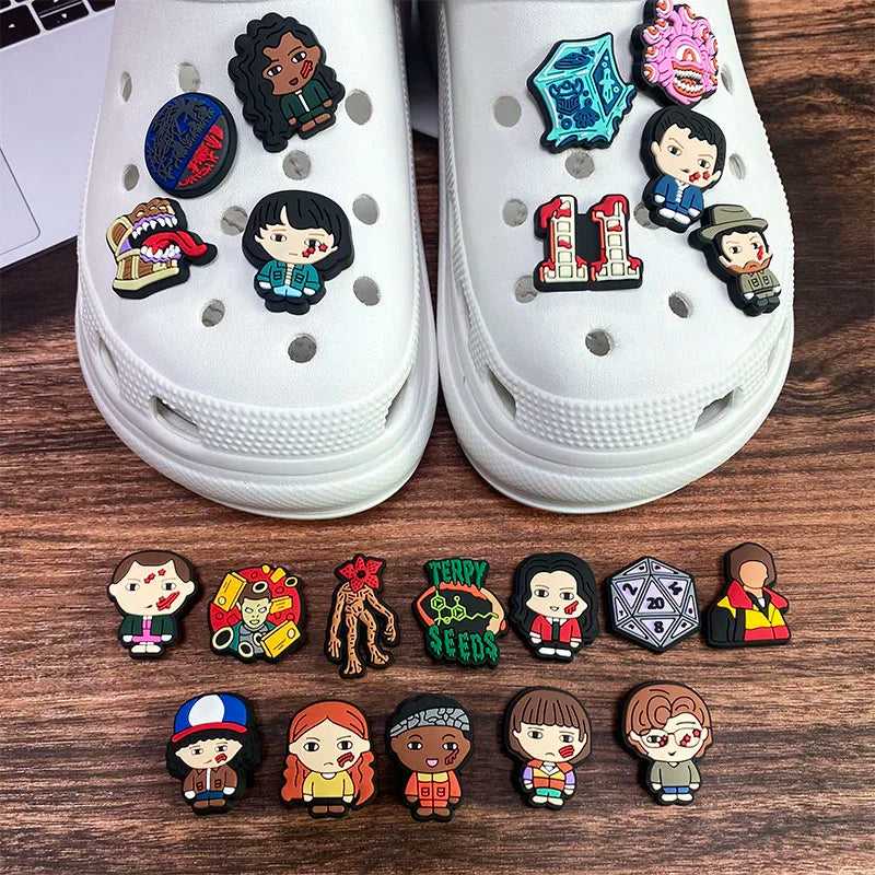 21PCS Cartoon Shoe Charms for Croc Clogs Sandals, Cute Shoes Decoration Accessories for Kids Teen Adults Party