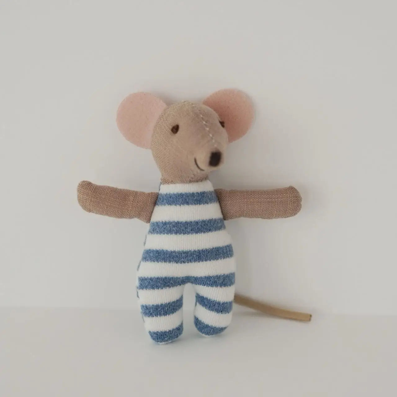 1PCS Plush Mouse Doll Toy Soft Stuffed Animal Friend for Kids - Holiday Birthday Gift Room Decor Pretend Play