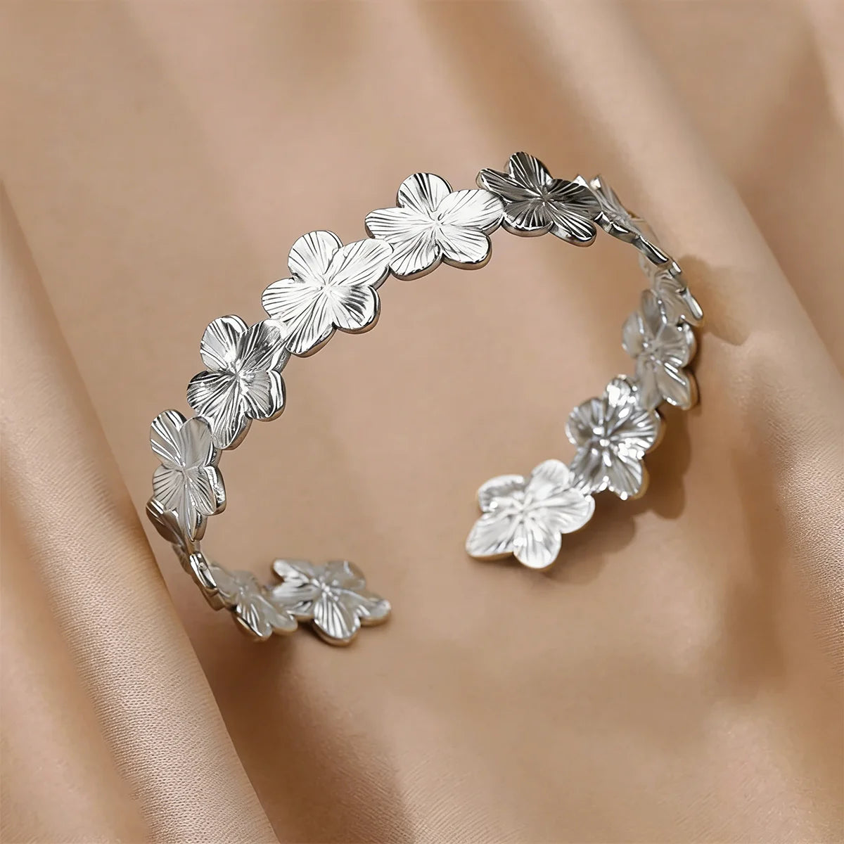 316L Stainless Steel Shell Starfish Bangles for Women Fashion Gold Silver Color Cuff Bangle Bracelet Femme Aesthetic Jewelry