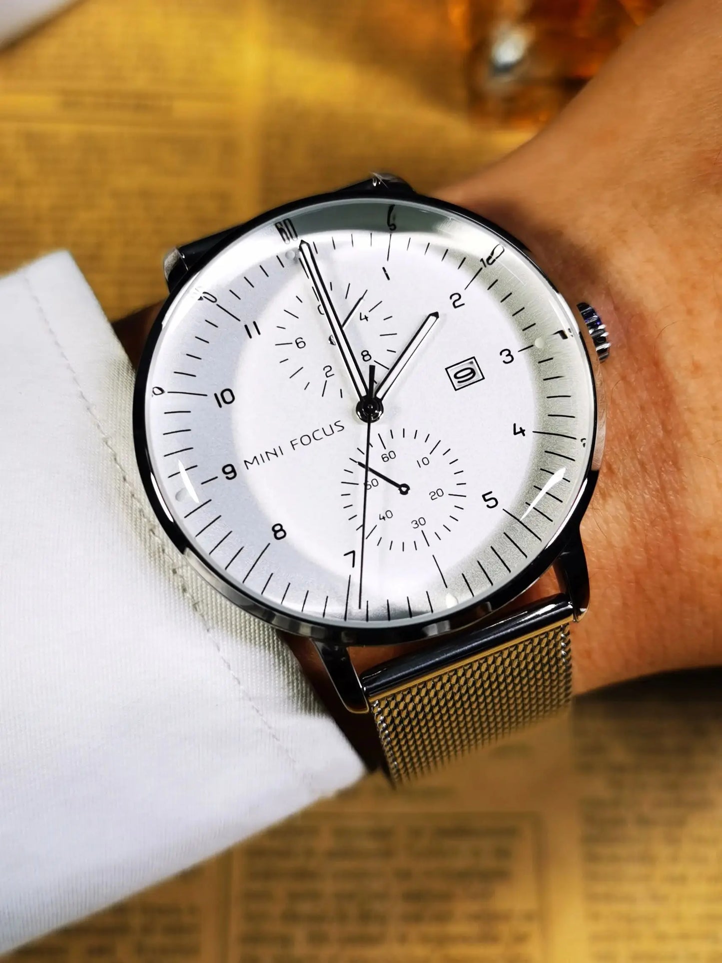 MINI FOCUS Luxury Waterproof Mens Watches Calendar Window Silver Business Quartz Watch Stainless Steel Strap Luminous Hands 0052