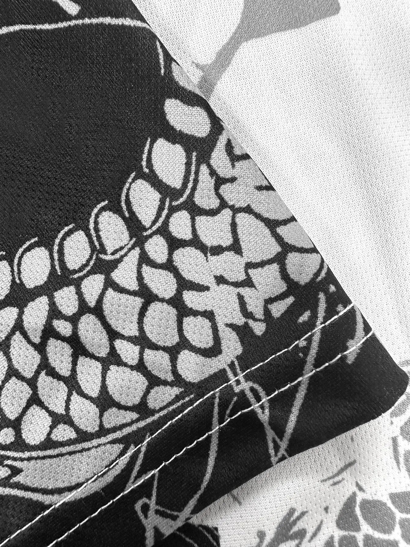 Men's Dragon-Pattern Sports T-Shirt Black And White Split Design Is Comfortable And Breathable Suitable For Training And Leisure