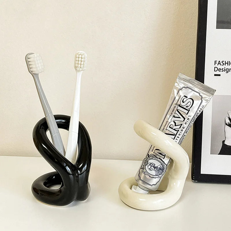 Creative Ins Ceramic Premium Feeling Cream Wind Desktop Pen Holder Makeup Brush Dresser Shelf Storage Cylinder Ornament