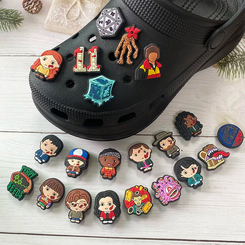 21PCS Cartoon Shoe Charms for Croc Clogs Sandals, Cute Shoes Decoration Accessories for Kids Teen Adults Party
