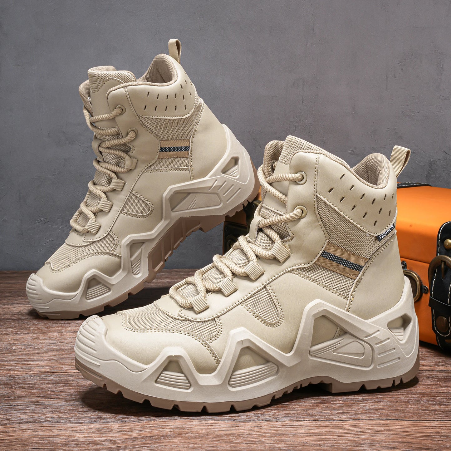 New fashion versatile shoes suitable for outdoor hiking and mountaineering, casual sports shoes for men