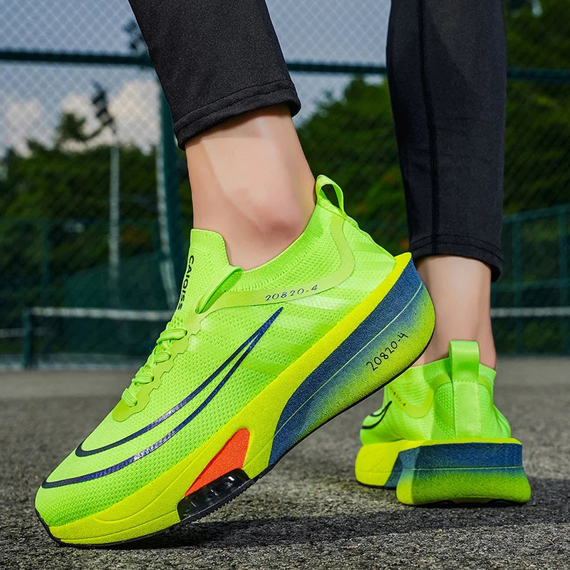 Men's Casual Sports Running Shoes - Lightweight Cushioning Sneakers with Breathable Toe Design and Non-Slip Sole - Suitable for Gym, Jogging, and Everyday Wear - All-Season Performance Shoes with a Dynamic Appearance, Stable