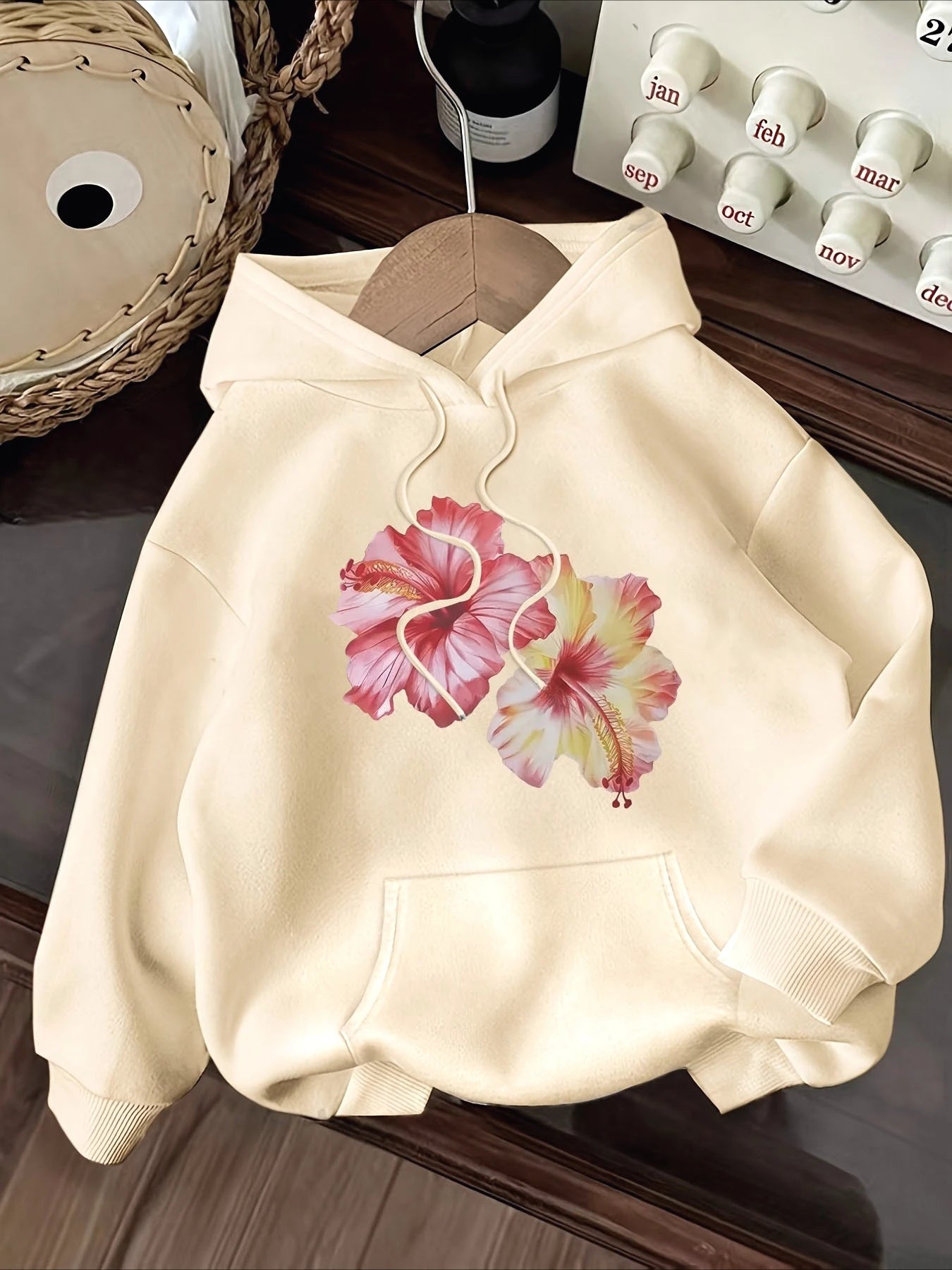 Colorful Floral Pattern Printed Women's Autumn and Winter Round Neck Hoodie Casual Long Sleeved Top Sweatshirt Women's Clothing