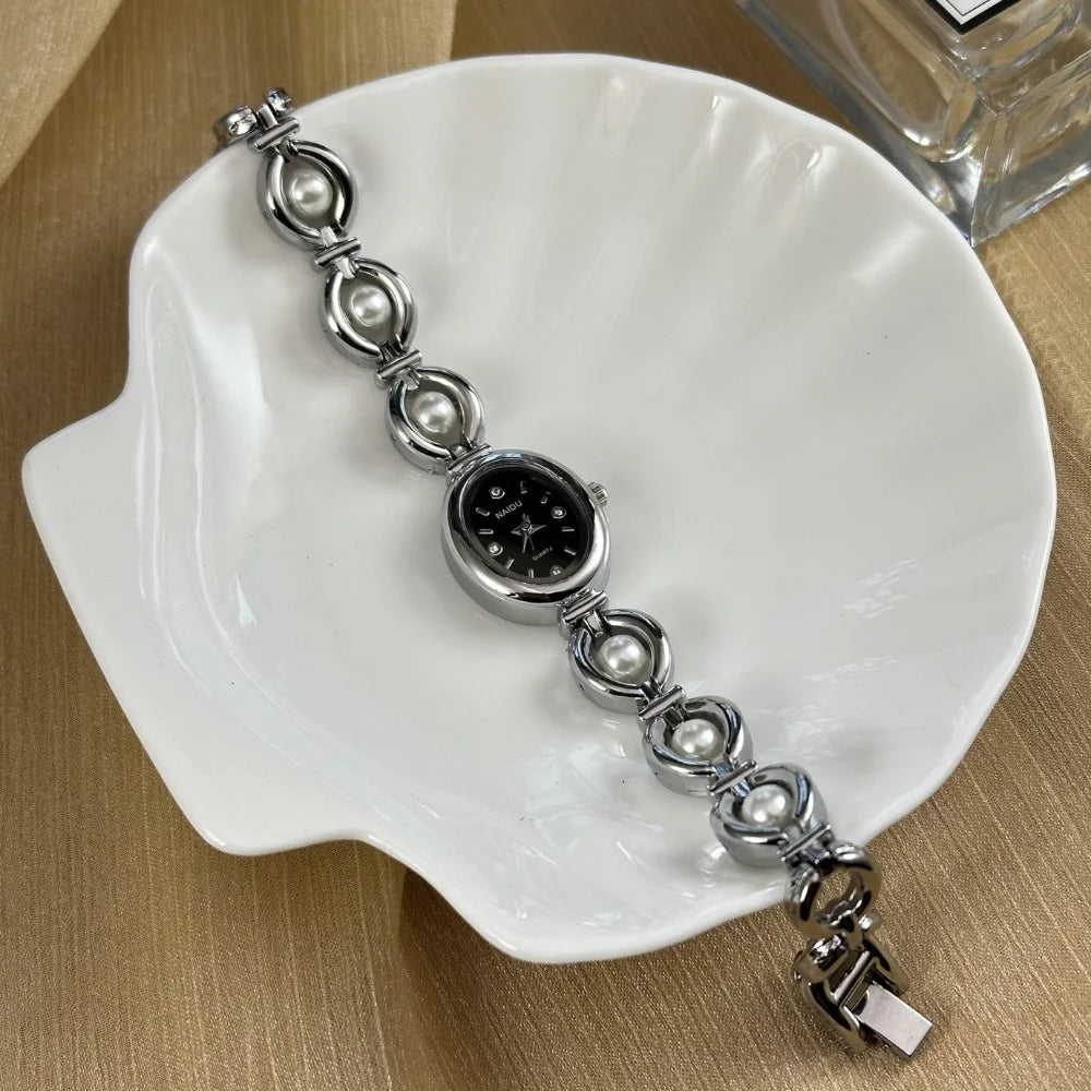 Fashion Women Watch Vintage Pearl Inlaid Strap Bracelet Watch Luxury Gift Ladies Quartz Watches Oval Dial Wristwatches