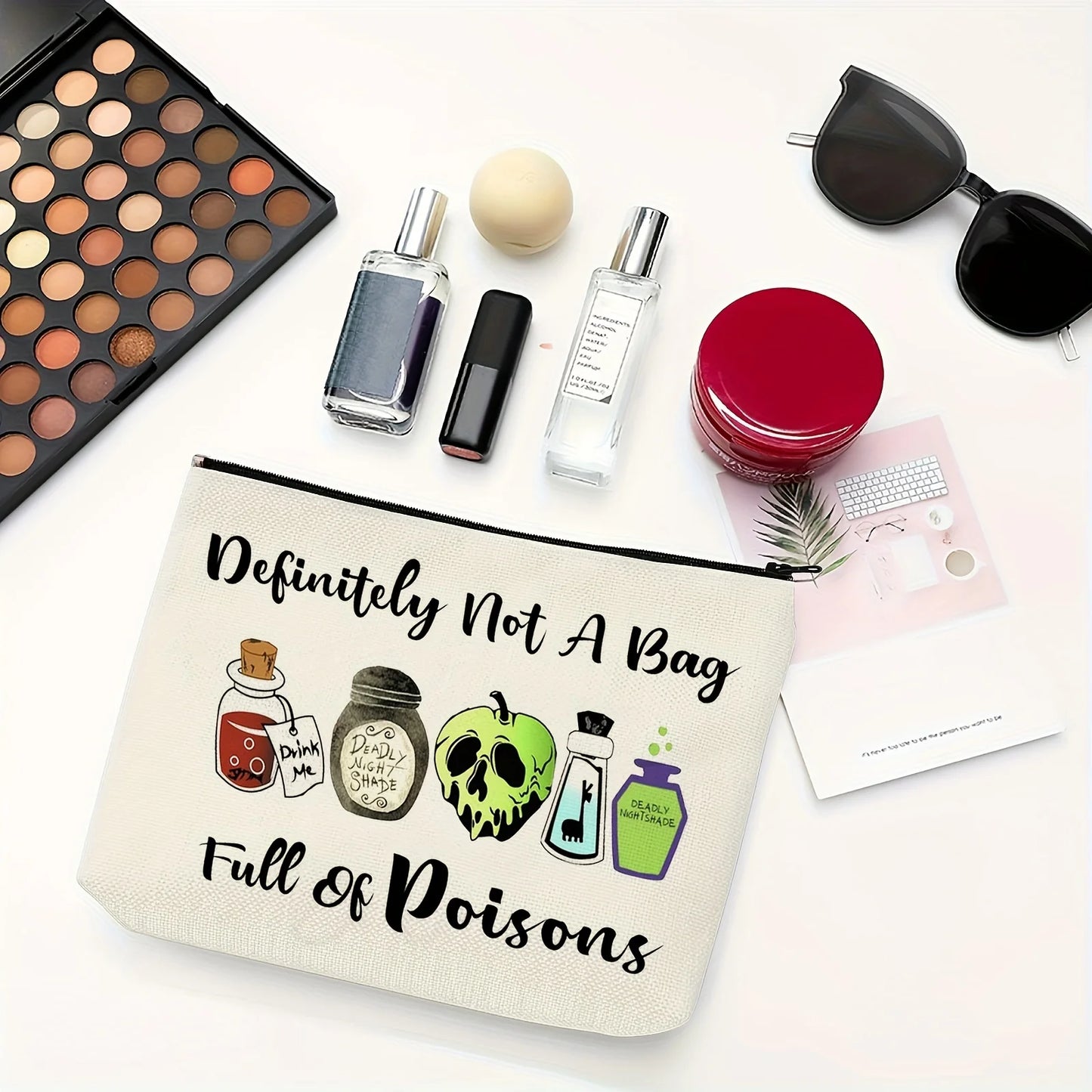Evil Queen Poison Enthusiast Gift Large Capacity Makeup Bag with Zipper Perfect for Witch-Themed Cosmetic Pouch
