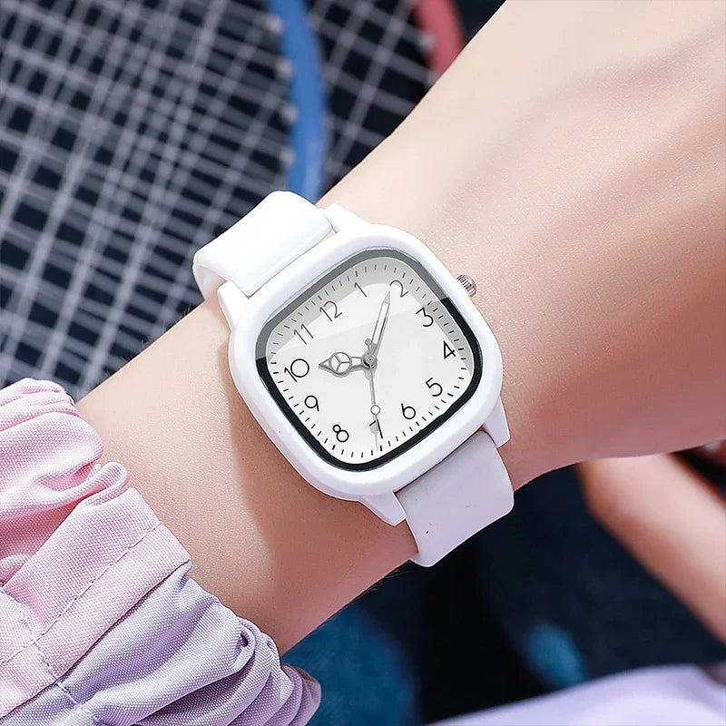 Fashion Candy Color Silicone Band Women Watches Square Dial Ladies Quartz Wristwatch for Girls Clock Reloj Mujer