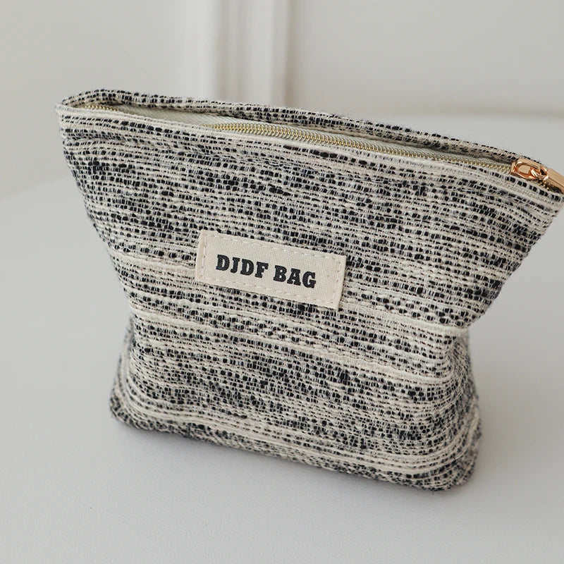 DJDF Black & White Line Women's Small Makeup Bag Canvas Zipper Portable Sanitary Napkin Storage Bag Simple Carry-On Coin Purse