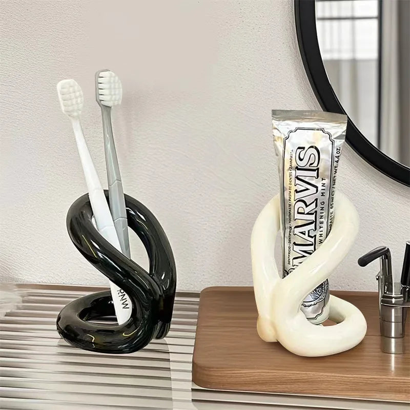Creative Ins Ceramic Premium Feeling Cream Wind Desktop Pen Holder Makeup Brush Dresser Shelf Storage Cylinder Ornament