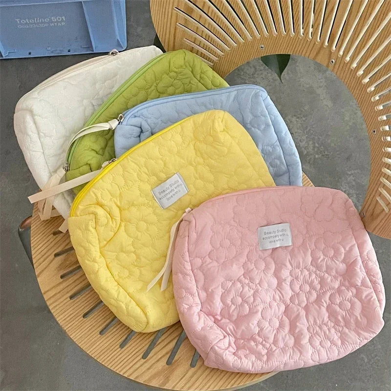 Flower Pattern Women Makeup Bag Toiletries Cosmetic Organizer Zipper Bag Travel Wash Pouch Cosmetic Bag Make Up Bags