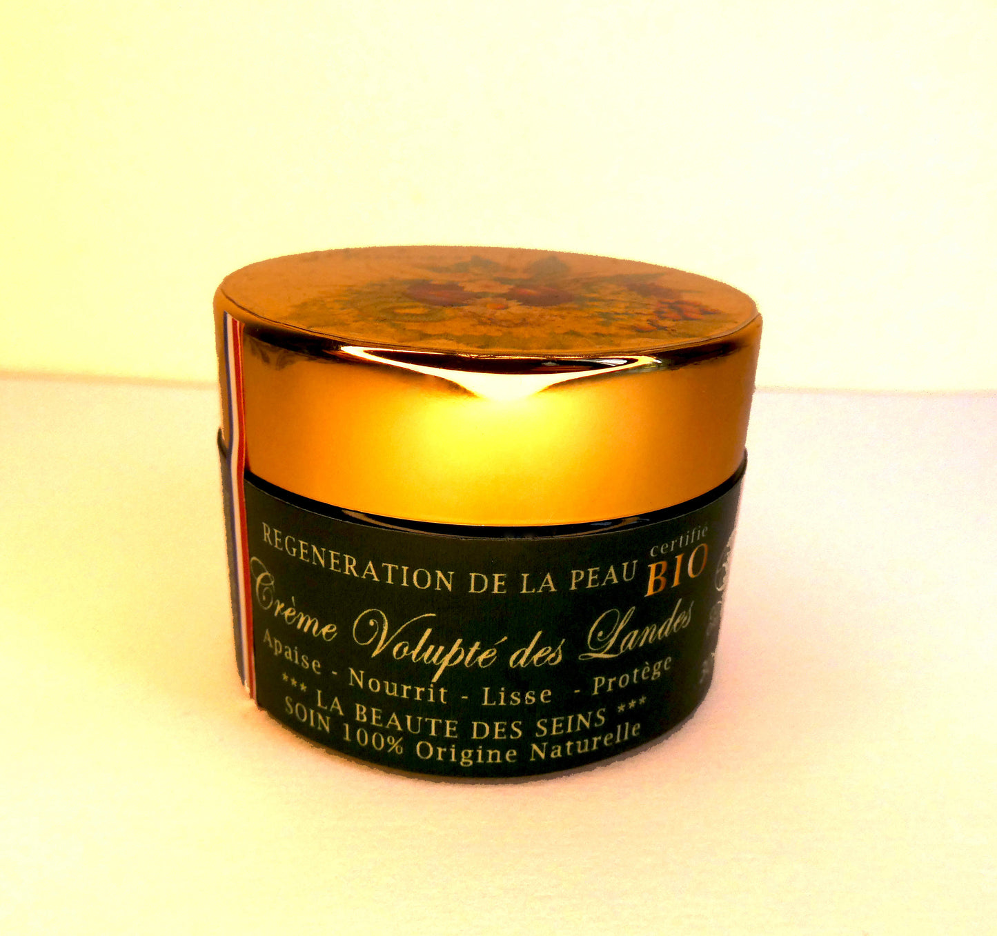 PRO - VOLUPTE CREAM OF ORGANIC PRODUCTS - Skin Care for Breast Beauty